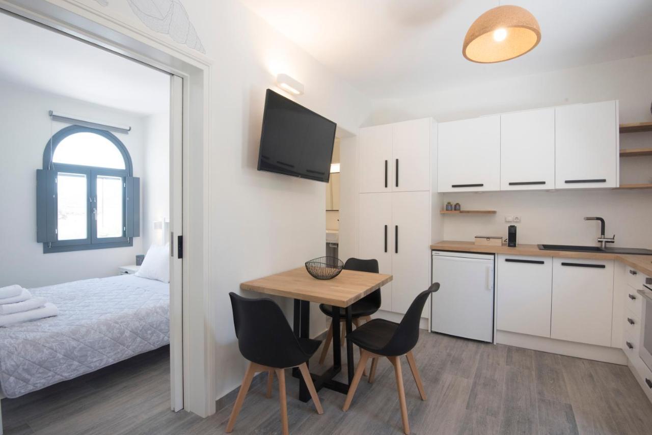 White New 1Bd House With Private Jacuzzi In Isterni Villa Isterni  Kültér fotó